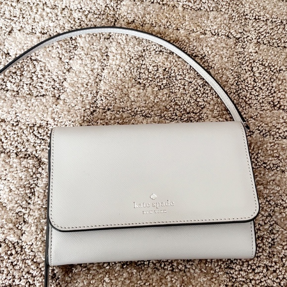 Kate Spade Crossbody - Picture 1 of 4